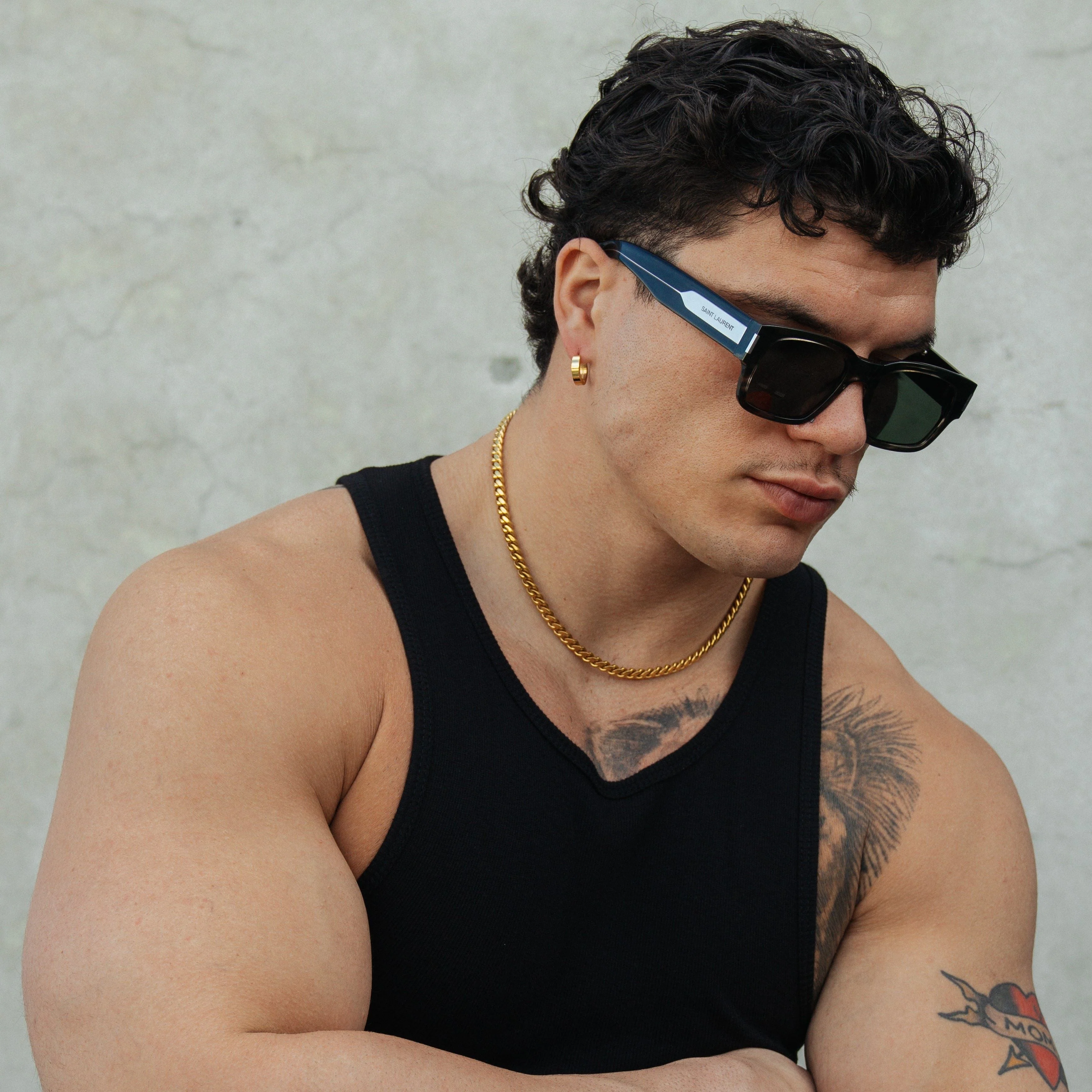 Classic Hoop Earrings - Gold RG415G - Image 3