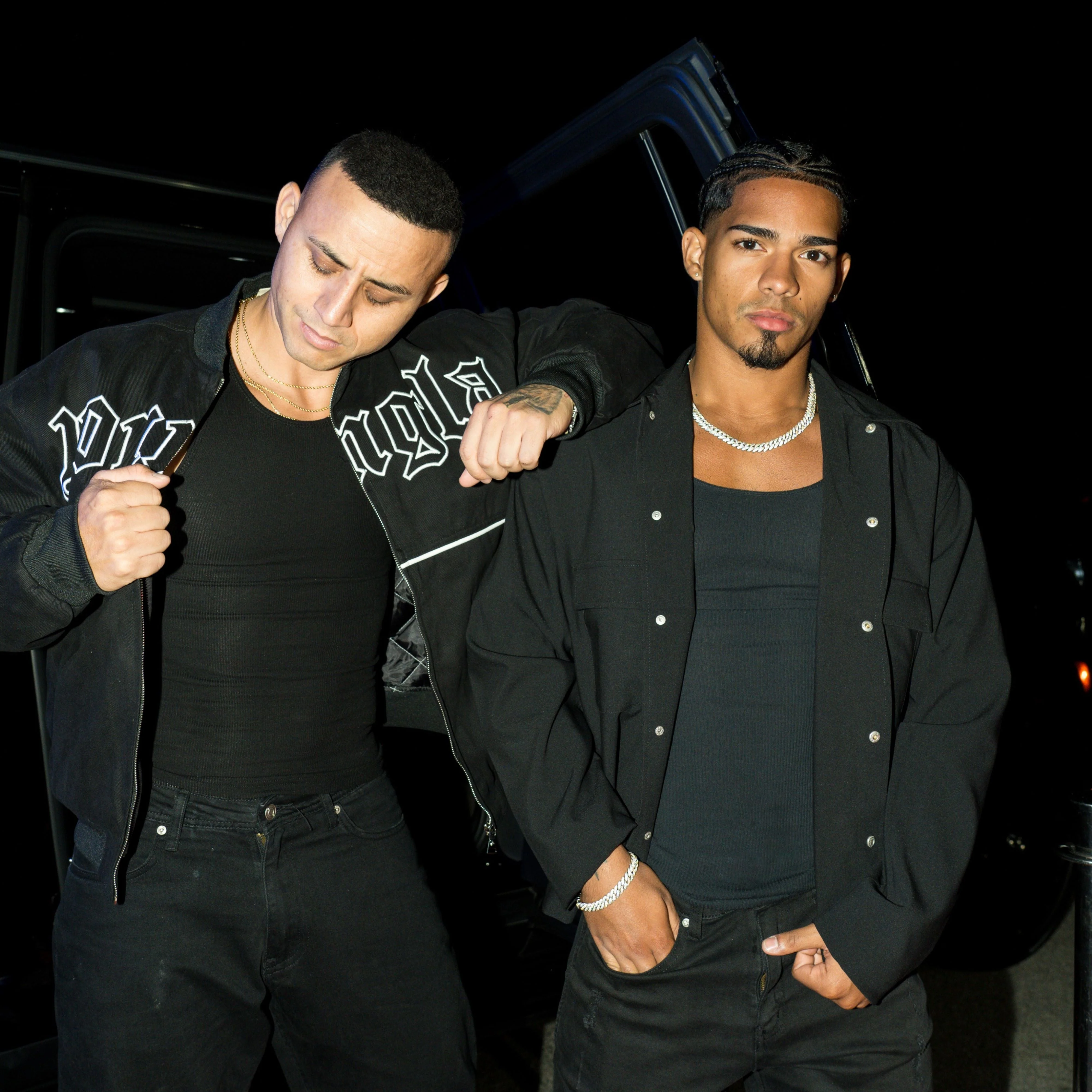 Two-Toned Iced Cuban Bracelet 10mm - Silver and Gold RG367 - Image 7